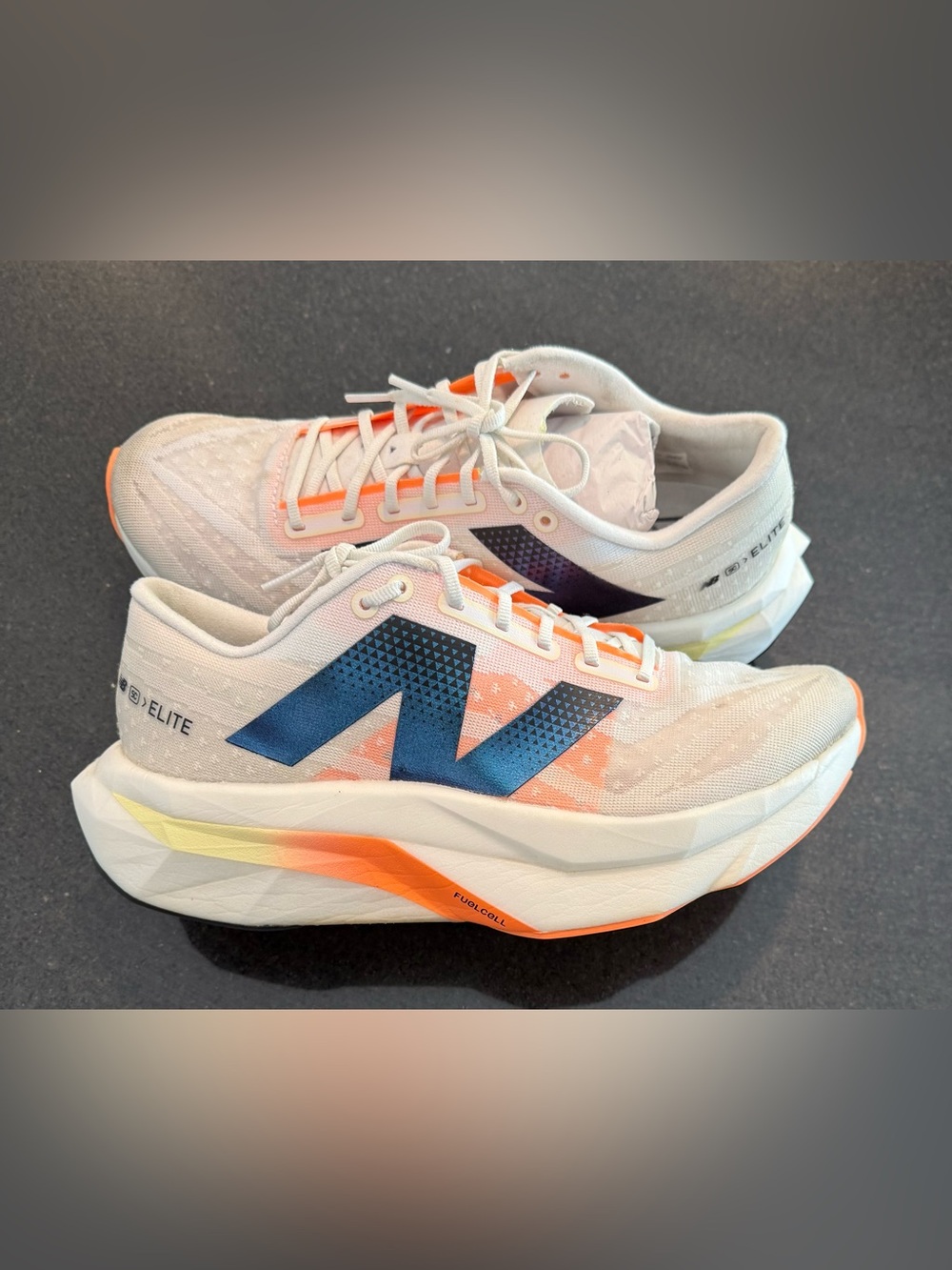 Women’s New Balance SuperComp Elite V4 Size 9 Wide.
